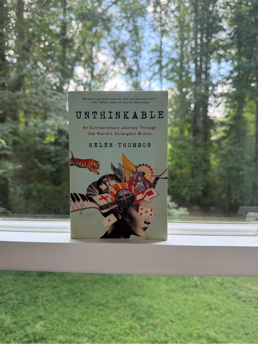 Unthinkable by Helen Thomson — Paperback book